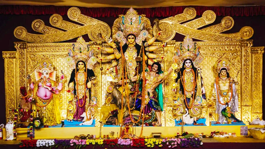 Durga Puja: दुर्गापूजा के लिए कोलकाता में तैयारी शुरू, यूनेस्को भी लगाएगा प्रतिमाओं और थीम की प्रदर्शनी