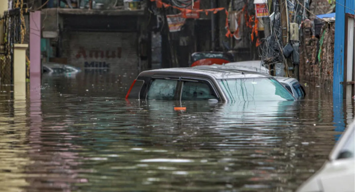 Delhi Rain: डीडीए की नाली में बच्चे सहित डूबी महिला, आम आदमी पार्टी ने एलजी पर साधा निशाना, पूछे सवाल